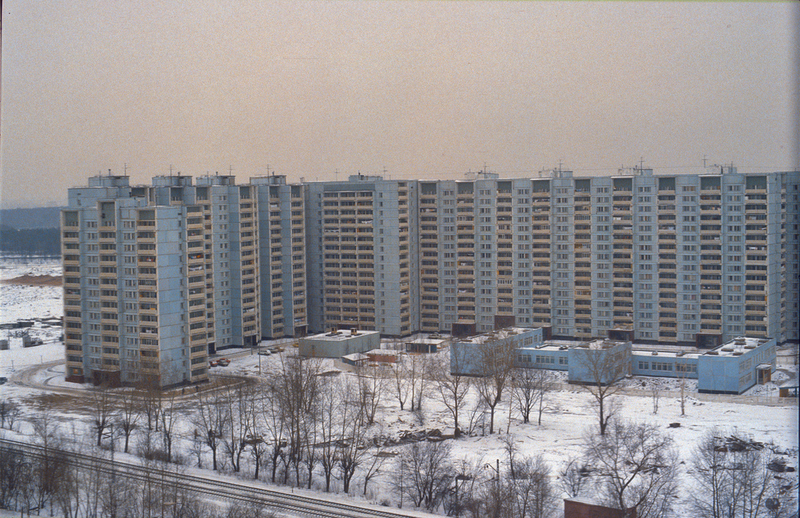 Illustration for article titled Did the Russians love the '80s too? Some revealing photos